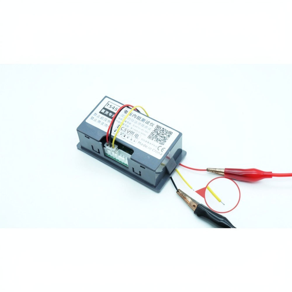 Battery Internal Resistance Tester Four Wire - TS457 バッテリー内部抵抗・電圧テスター。電気設備のメンテナンスおよび検査に使用する4線式交流測定ツール。